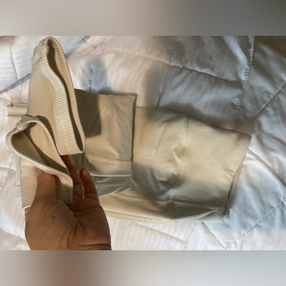 Alo Yoga Pants High Waisted LeggingsIvory Neutral Skinny Size large - Picture 2 of 11